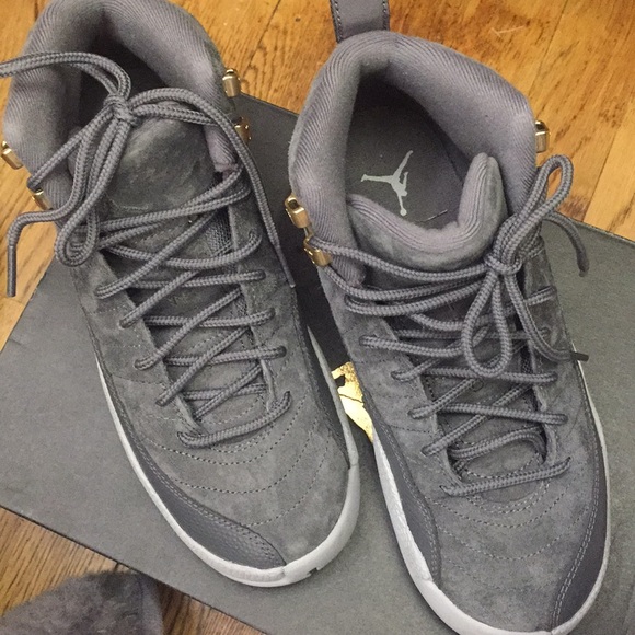 Air Jordan 12 Retro - Picture 2 of 7